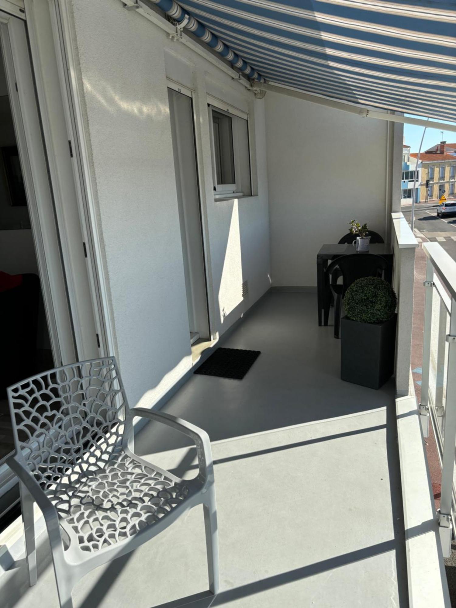 Vue Panoramique Port Et Ocean Apartment Сен-Жил-Кроа-дьо-Ви Екстериор снимка